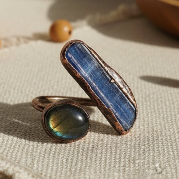 🆕️Boho Chic Labradorite & Kyanite Adjustable Ring | Handmade Statement - Picture 8 of 16